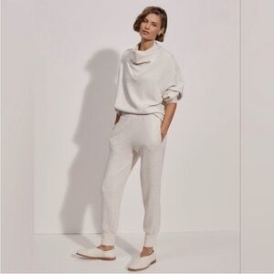 NWT Varley The Slim Ivory Cuff Pant‎ Double Soft Fabric Size Medium
